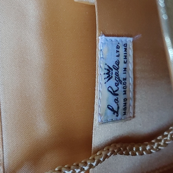 La Regale Mini Gold Handbag - Picture 7 of 14